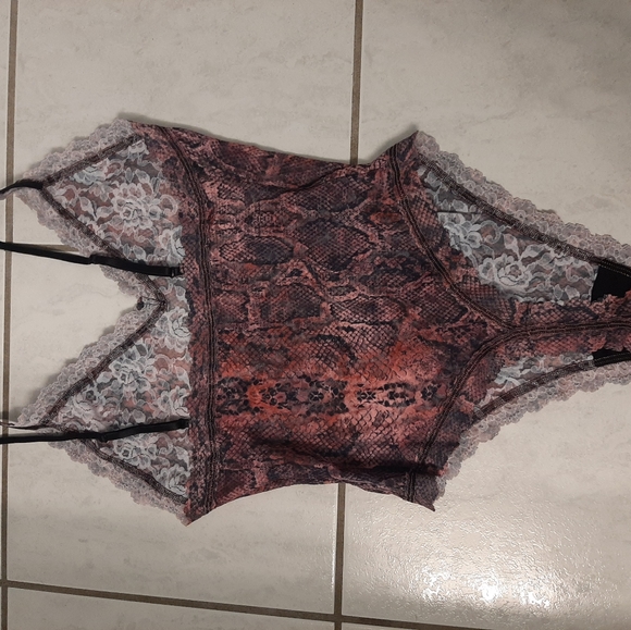 NWOT Hanky Panky Lace Padded Bodysuit thong Sz S, M, L Snake print - Picture 3 of 5